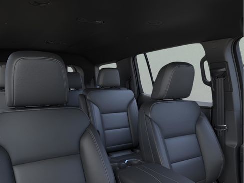 New 2026 Chevrolet Traverse LT w/ Driver Confidence Package FWD image 24