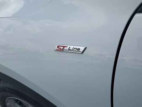 Used 2026 Ford Escape ST-Line w/ Tech Pack #1 FWD image 10