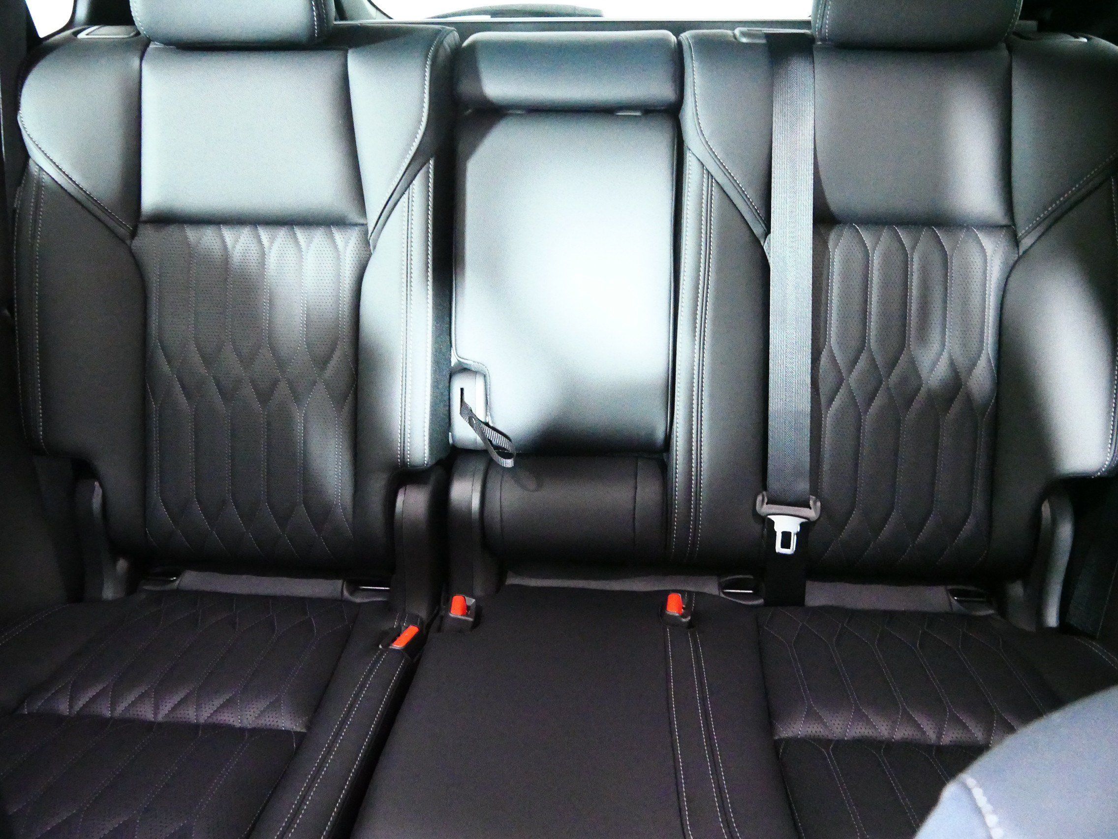 New 2026 Mitsubishi Outlander SEL AWD/4WD image 3
