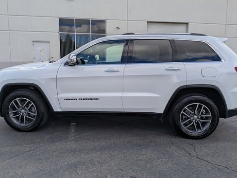 Used 2018 Jeep Grand Cherokee Limited image 9