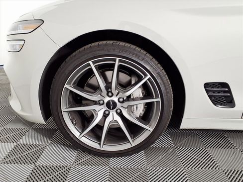 Certified 2026 Genesis G70 2.5T Prestige image 7