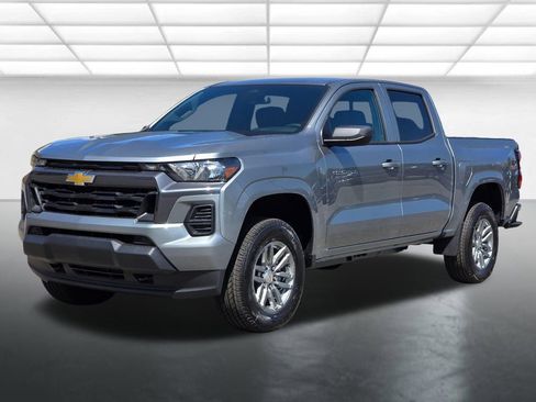 New 2026 Chevrolet Colorado LT image 2