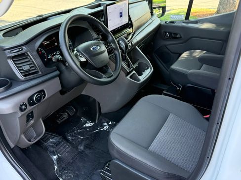 Used 2024 Ford Transit 350 XLT RWD image 15