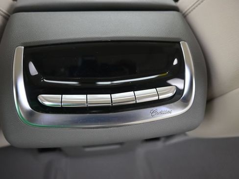 Used 2021 Cadillac XT6 Premium Luxury AWD/4WD image 18