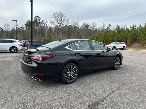 Used 2024 Lexus ES 350 w/ Premium Package image 12
