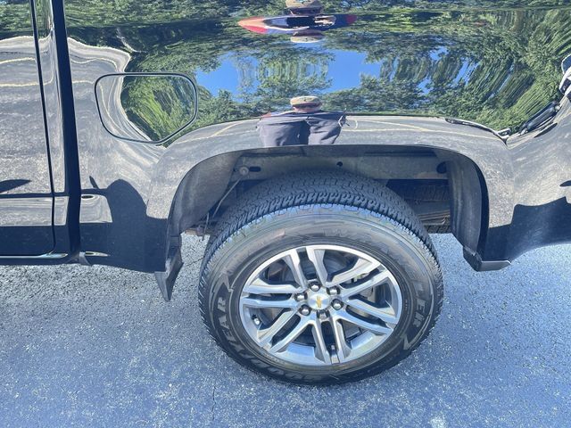 Certified 2022 Chevrolet Colorado W/T w/ Custom Special Edition AWD/4WD image 30