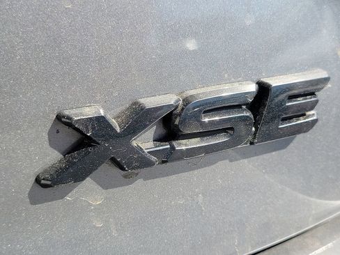 Used 2025 Toyota Camry XSE AWD/4WD image 7