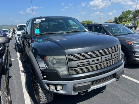 Used 2014 Ford F150 Raptor w/ Equipment Group 801A Luxury AWD/4WD image 2