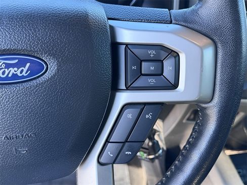 Used 2017 Ford F350 Lariat image 16