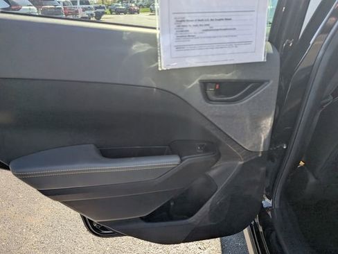 Used 2025 Subaru Crosstrek 2.5i Sport image 11