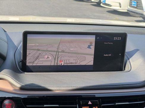 Used 2024 Acura MDX SH-AWD w/ Technology Package image 16