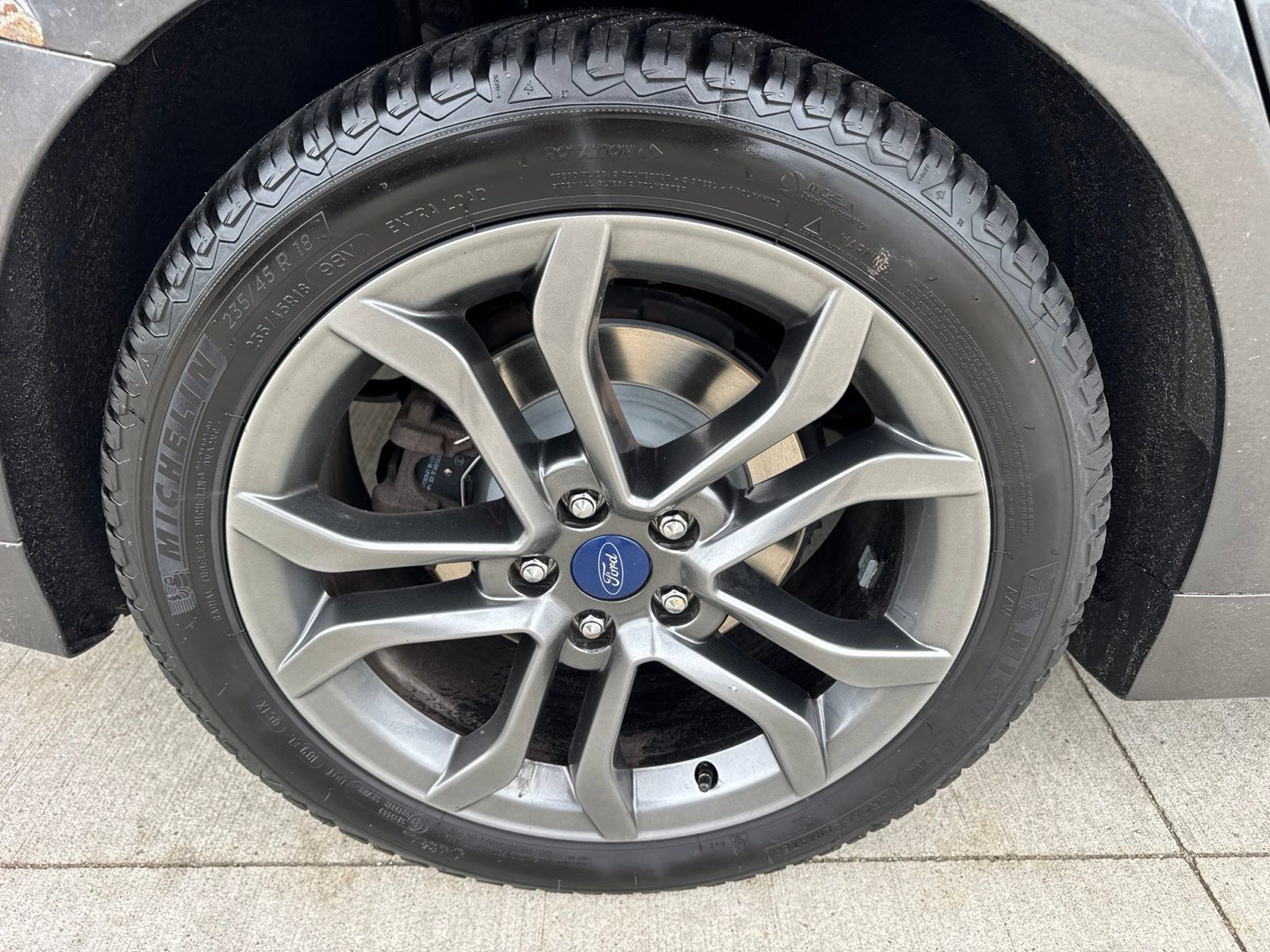 Certified 2017 Ford Fusion SE w/ Equipment Group 201A FWD image 19