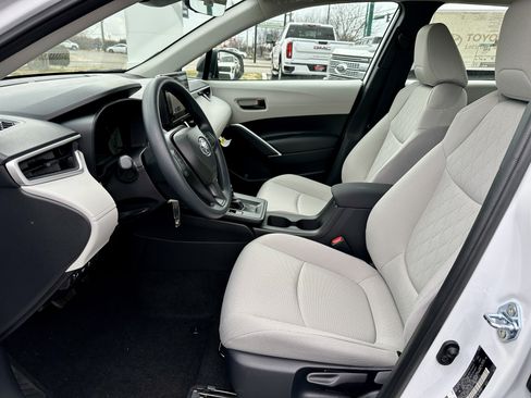 New 2026 Toyota Corolla Cross L image 14
