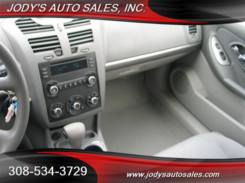 Used 2007 Chevrolet Malibu LS image 18