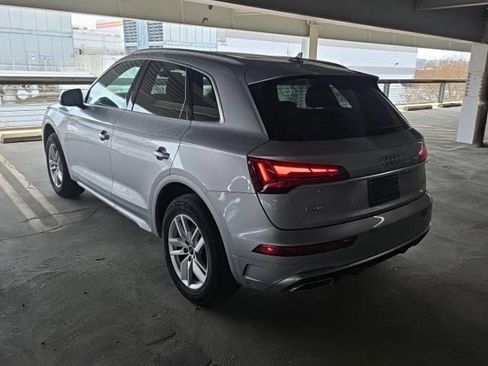 Used 2023 Audi Q5 2.0T Premium w/ Convenience Package image 11