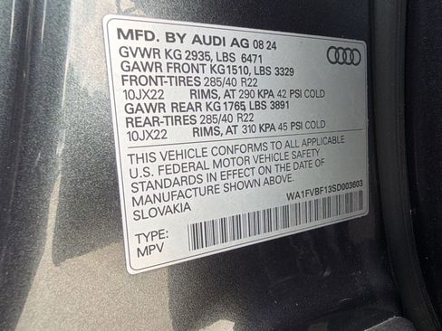 Used 2025 Audi Q8 Prestige AWD/4WD image 24