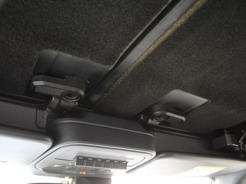 Used 2021 Ford Bronco 2-Door w/ Sasquatch Package image 33