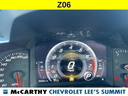 Used 2016 Chevrolet Corvette Z06 w/ 3LZ Preferred Equipment Group image 38