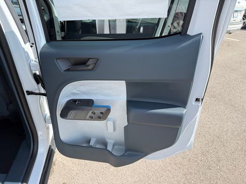 New 2025 Ford Maverick XLT w/ Equipment Group 301A image 21