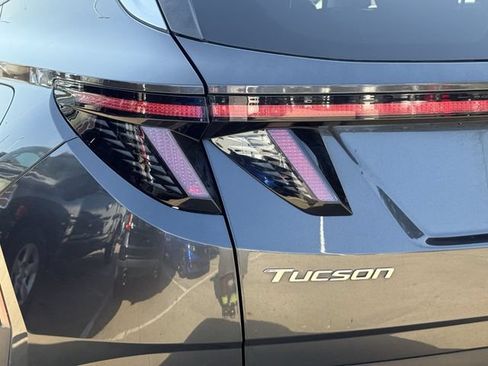 Used 2023 Hyundai Tucson SEL FWD image 6