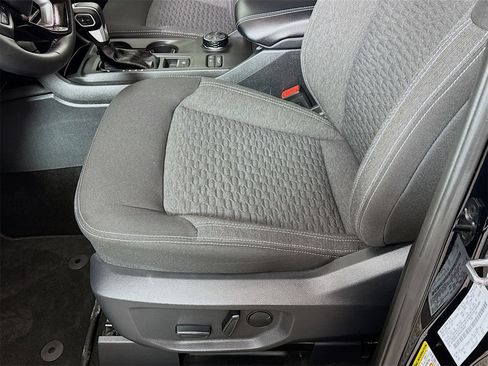 Used 2024 Ford Ranger XLT w/ FX4 Off-Road Package image 16