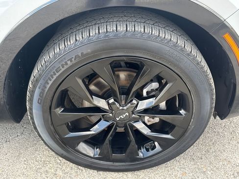 Used 2023 Kia Sorento SX image 12