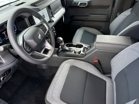 New 2025 Ford Bronco 4-Door w/ Sasquatch Package image 9