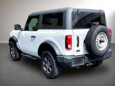 Used 2022 Ford Bronco 2-Door AWD/4WD image 4