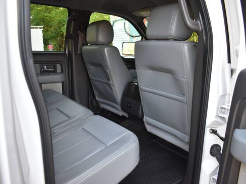 Used 2014 Ford F150 XLT w/ Equipment Group 302A Luxury RWD image 11