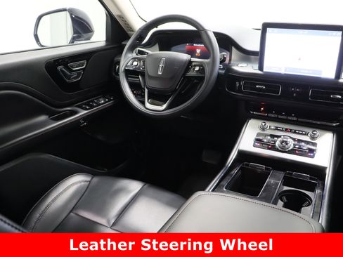 Used 2024 Lincoln Aviator 2WD w/ Premium Package image 34