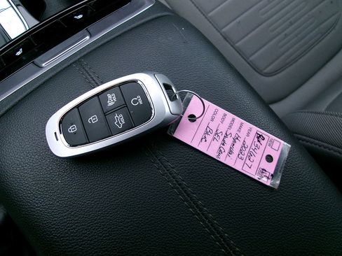 Used 2023 Hyundai Santa Cruz SEL w/ Activity Package image 20