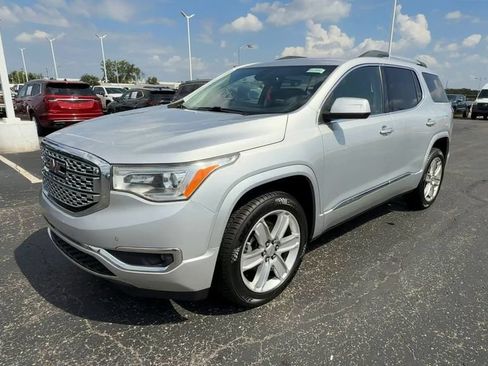 Used 2019 GMC Acadia Denali FWD image 4