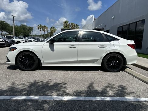 Used 2024 Honda Civic Sport image 5