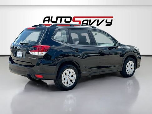 Used 2019 Subaru Forester w/ Alloy Wheel Package AWD/4WD image 7