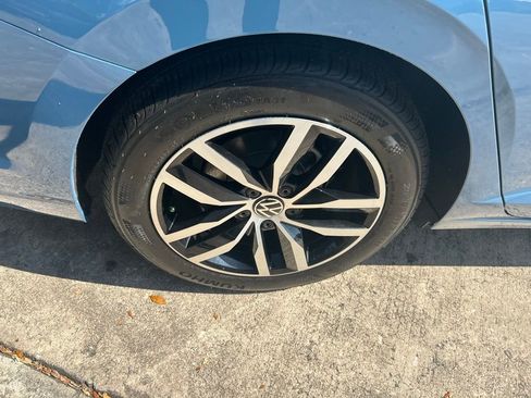 New 2026 Volkswagen Jetta SE FWD image 21
