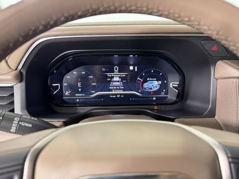 Used 2022 GMC Yukon Denali w/ Denali Ultimate Package AWD/4WD image 20