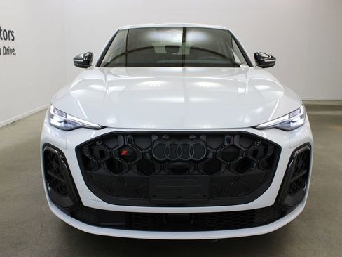 New 2026 Audi SQ5 Premium Plus image 7