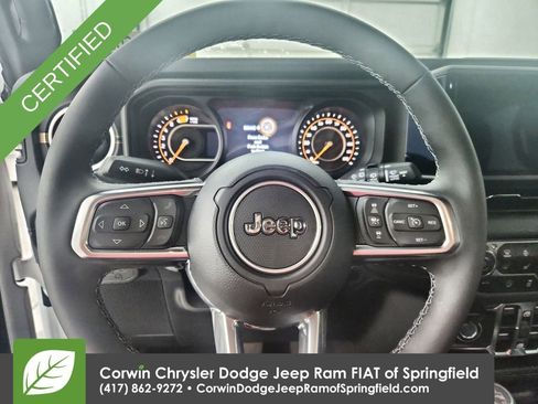 Certified 2025 Jeep Wrangler Sahara image 21