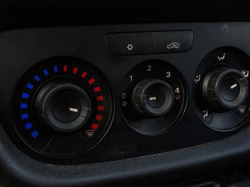 Used 2020 RAM ProMaster City Tradesman image 18