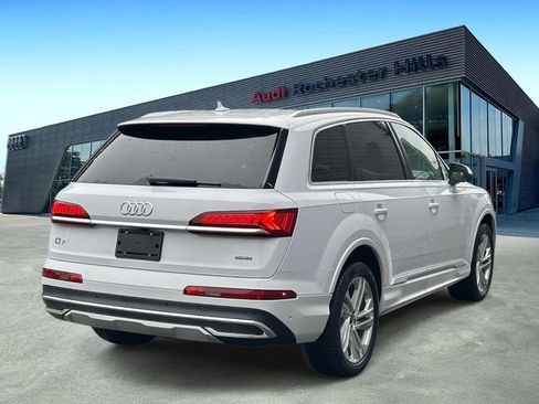 Used 2023 Audi Q7 2.0T Premium w/ Convenience Package image 5