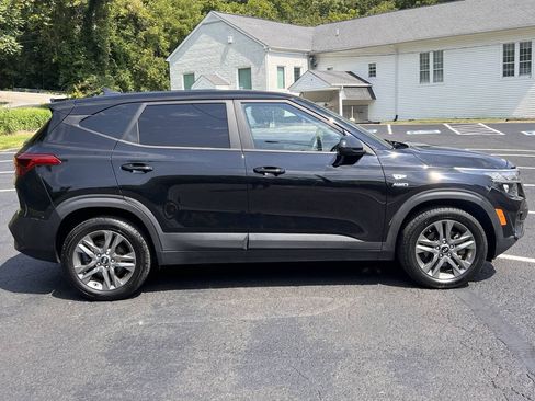 Used 2021 Kia Seltos LX AWD/4WD image 5