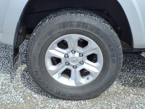 Used 2021 Toyota 4Runner SR5 image 12