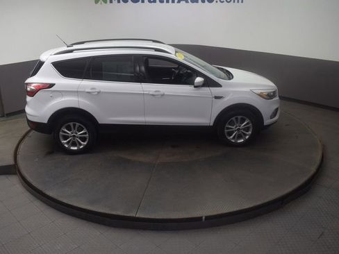 Used 2017 Ford Escape SE w/ SE Leather Comfort Package AWD/4WD image 24