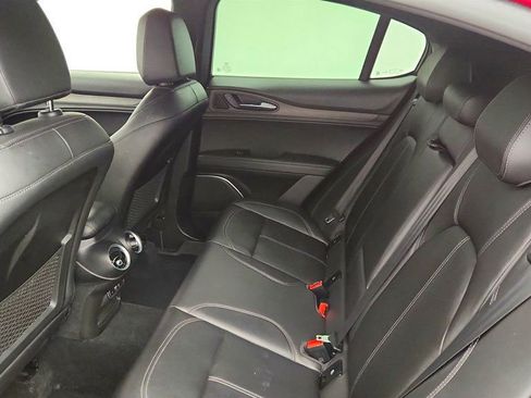 Used 2022 Alfa Romeo Stelvio Ti image 19