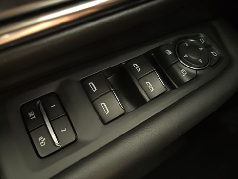 Certified 2024 Chevrolet Tahoe High Country AWD/4WD image 28