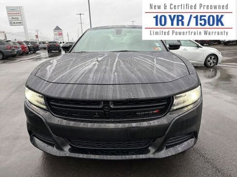 Used 2018 Dodge Charger GT image 2
