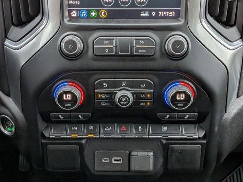 Used 2022 Chevrolet Silverado 1500 LT w/ Safety Package image 14