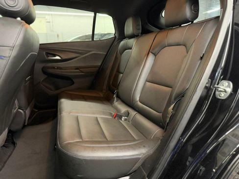 Used 2024 Buick Envista Sport Touring w/ Convenience I Package FWD image 27