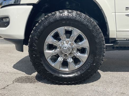 Used 2019 RAM 2500 Limited AWD/4WD image 36