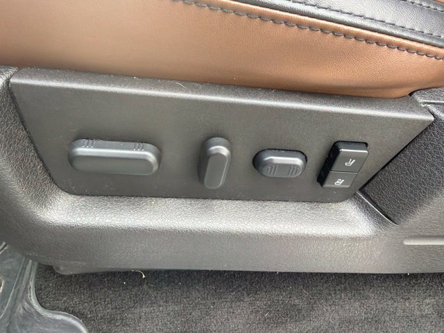 Used 2013 Ford F150 Platinum RWD image 11